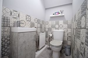 Downstairs W/C- click for photo gallery